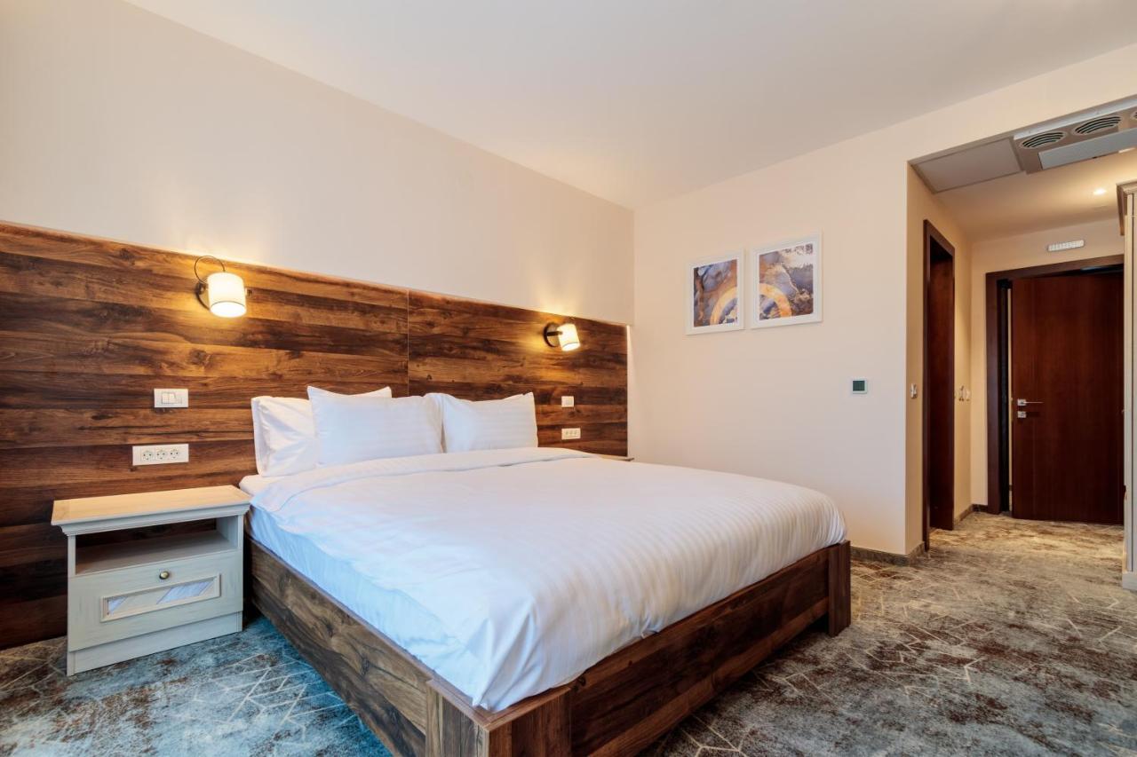 River Hotel & Spa Călimăneşti Eksteriør bilde